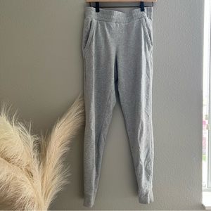 Alo Yoga Unwind Sweatpant
